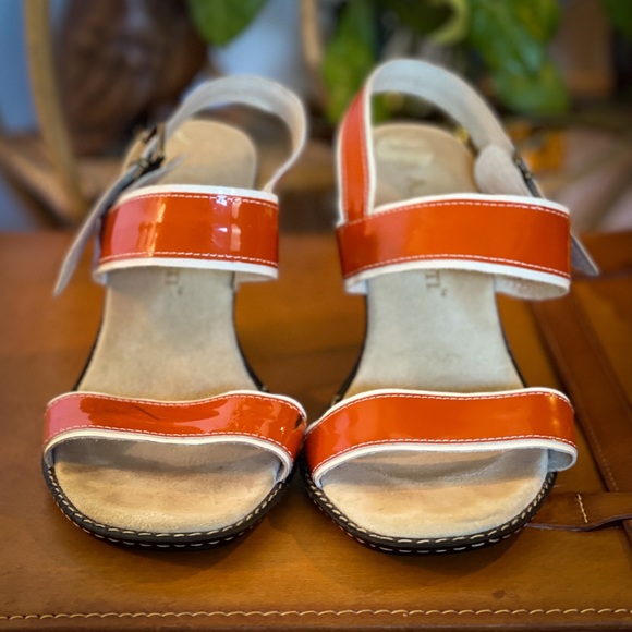 A.Giannetti Orange Patent Leather Strappy Chunky Heels - Made in Italy. - Picture 2 of 8